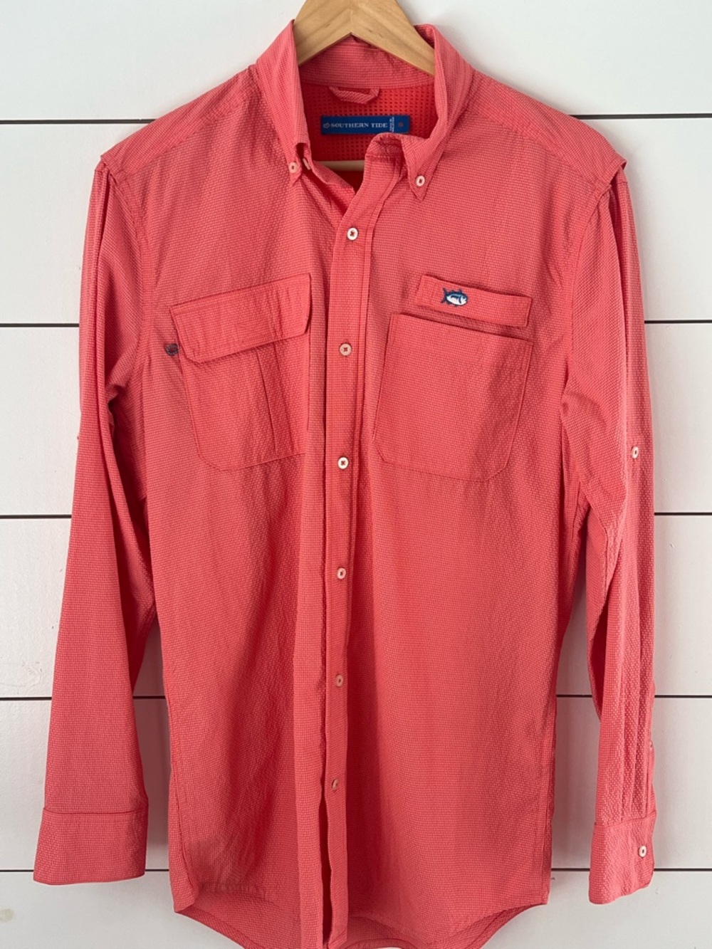 Southern Tide Men's Coral Long-Sleeve Button-Down Fishing Shirt